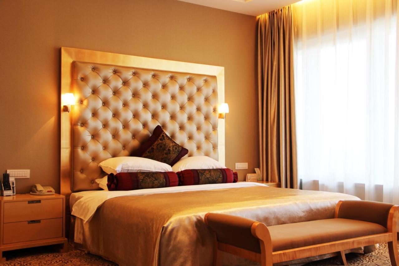 Glarun Jinling Hotel Nanking Kültér fotó