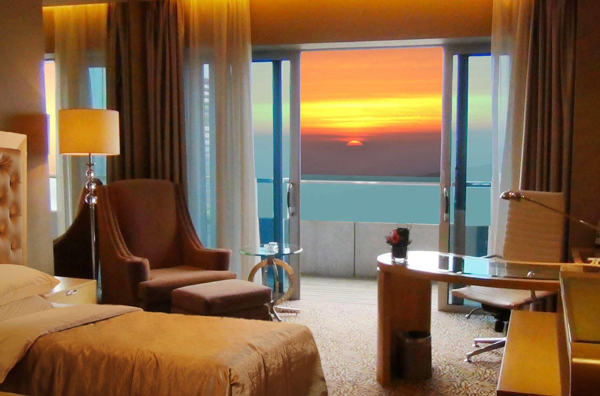 Glarun Jinling Hotel Nanking Kültér fotó